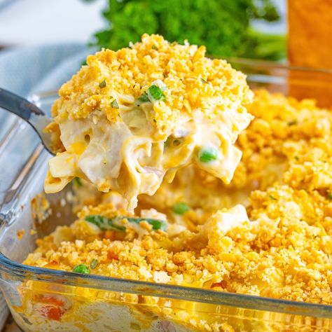 Chicken Noodle Casserole for Two Easy Country Meals, Small Batch Chicken Casserole, Chicken Noodle Bake Casseroles, Good Summer Meals, Chicken And Noodle Casserole Recipes, Simple Chicken Casserole Recipes, Small Casserole Recipes For Two, Chicken Casserole With Noodles, 8x8 Casserole Recipes