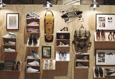 Material Display, Shoe Store Design, Skateboard Shop, Boutique Display, Vans Store, Retail Inspiration, Vans Vault, Store Layout, Retail Merchandising