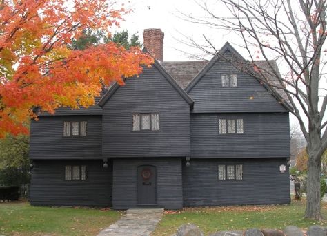 The Jonathan Corwin House (The Salem Witch House) is the only structure still standing in Salem, Massachusetts with direct ties to the Salem witch trials of 1692. The house was bought by Judge Corwin in 1675. Salem Witch House, Salem Witch Trials, Salem Massachusetts, Witch Trials, Salem Witch, Witch House, Witch Aesthetic, Haunted Places, Still Standing