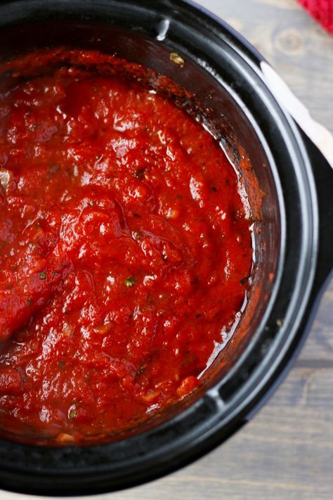 Salsa Tomatillo, Homemade Marinara Sauce, Easy Delicious Dinners, Marinara Sauce Recipe, Marinara Sauce Homemade, Homemade Marinara, At The Store, Sauce Tomate, Homemade Sauce