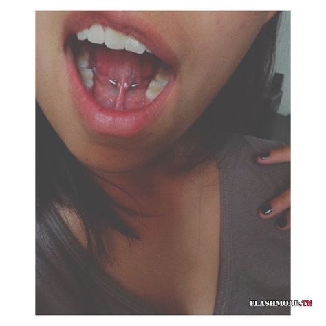 Tongue Web, Piercings Corps, Tongue Web Piercing, Frenulum Piercing, Web Piercing, Piercing Bouche, Piercing Chart, Bellybutton Piercings, Faux Piercing