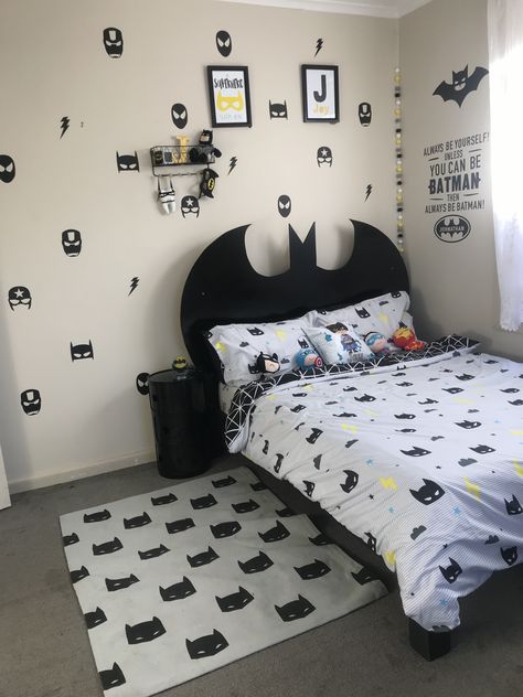 Batman Room Ideas Boys, Batman Baby Room, Batman Kids Rooms, Batman Boys Room, Batman Bedroom Decor, Batman Themed Room, Batman Themed Bedroom, Batman Room Decor, Batman Bed