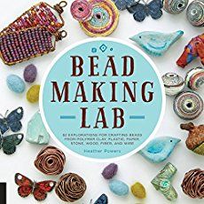 An easy step-by-step guide how to make paper beads from scratch. Save your old magazines and paper lying around and transform them into beautiful jewelry! Make Beads, Make Paper Beads, Paper Bead Jewelry, Bead Making, Buy Bead, Wood Fiber, Fabric Beads, Paper Beads, Beads And Wire