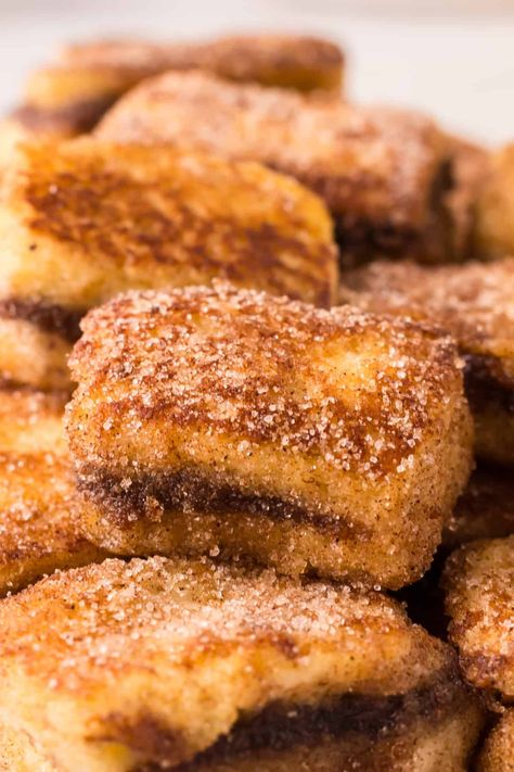 Stuffed French Toast Bites - Sweet Cs Designs French Toast Bites Recipe, Easy Stuffed French Toast, Nutella Stuffed French Toast, French Toast Bites, Nutella French Toast, Stuffed French Toast, French Toast Sticks, Cinnamon French Toast, Breakfast Bites