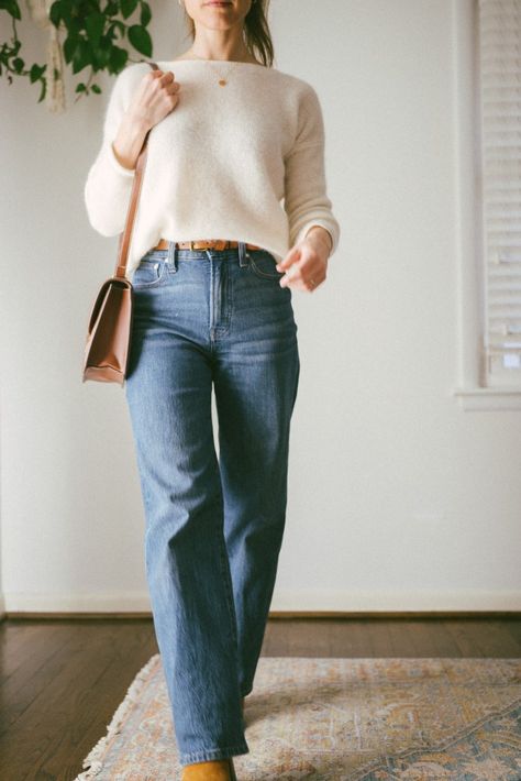 Relaxed Fit Wide-leg Work Jeans, Smart Jeans Outfit, Loosely Fitted Wide-leg Jeans For Fall, Chic Washed Full-length Jeans, Bohemian Straight Leg Non-stretch Jeans, Non-stretch Bohemian Denim Blue Jeans, Weekly Outfits, Boho Casual, Daily Look