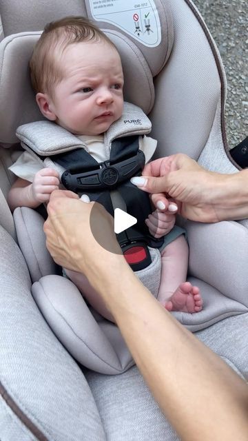 Tasha Courtney | Travel + Fashion on Instagram: "Baby Boy is only a couple of weeks old and already he’s getting an upgrade!  No matter how I adjusted his old car seat, he never looked quite comfortable in it, and as a result I never felt great about his safety in that seat, so we decided to make the switch to the new @maxicosiusa Peri 180! I *absolutely* love it!! It’s quick and easy to install and features a red-to-green TensionFix indicator that shows you when the latch has tension, and the seat has a one-handed QuikFit 6-position headrest & harness, making it easy for me to make sure we have the perfect fit. It’s also the lightest rotating infant car seat on the market, weighing just under 8 lbs - super convenient for me to load Baby in and out, and I LOVE the recline function - I feel Baby Couch, Overprotective Mom, Nuna Car Seat, Boho Chic Interior, Car Seat Reviews, Carseat Safety, Car Seat Headrest, Child Car Seat, Slow Dance