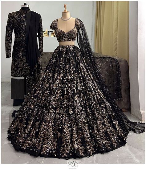 Black Indian Wedding Dress, Black Wedding Lehenga, Black Bridal Lehenga, Black Lehenga Party Wear, Cocktail Lehenga, India Outfits, Nepali Wedding, Dance Indian, Lehenga Bride