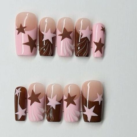 Brown And Pink Nails Design, Neopolitan Nails, Pink And Brown Nails, Sport Nails, Fake Nails Designs, Sports Tank Top, Really Cute Nails, Pretty Gel Nails, Brown And Pink