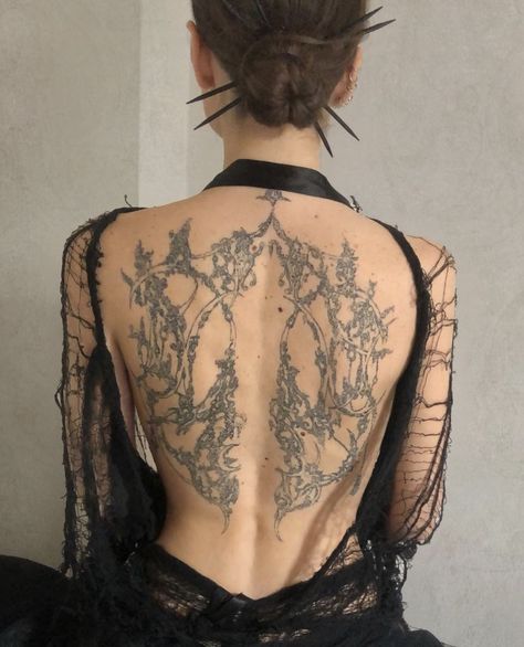 Backpiece Tattoo, Tattoos Infinity, Sigil Tattoo, Back Piece Tattoo, Tattoos Mandala, Pieces Tattoo, Inspiration Tattoo, Inspiration Tattoos, Tattoos Geometric