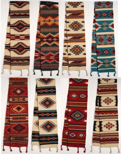 Tapestry Loom Weaving, فن النسيج, Tapestry Loom, Modern Table Runners, 달력 디자인, Small Tapestry, Weaving Loom Diy, Western Home, Kilim Pattern