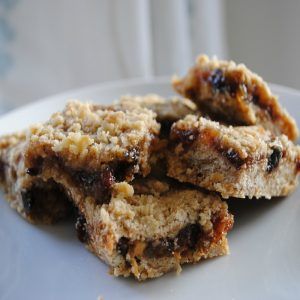 Mincemeat Oat Squares Mincemeat Squares, Oat Squares Recipe, Mincemeat Recipes, Rose Pie, Christmas Pies, Oat Squares, Easy Bakes, Chocolate Cake Frosting, German Chocolate Cake Recipe