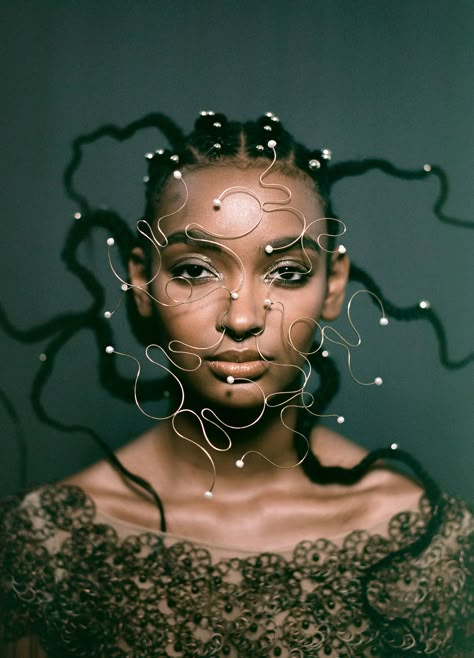 Instagram Face, Sculptural Jewelry, Hair Afro, Editorial Hair, Face Jewellery, Colossal Art, Poses References, Arte Inspo, Hair Art