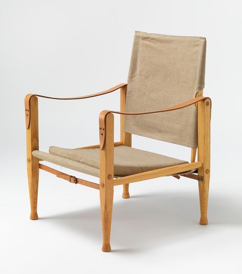 Kaare Klint Safari Chair, Kaare Klint, Safari Chair, Campaign Furniture, Modular Furniture, Furniture Details, Chairs Armchairs, History Design, Sitting Room