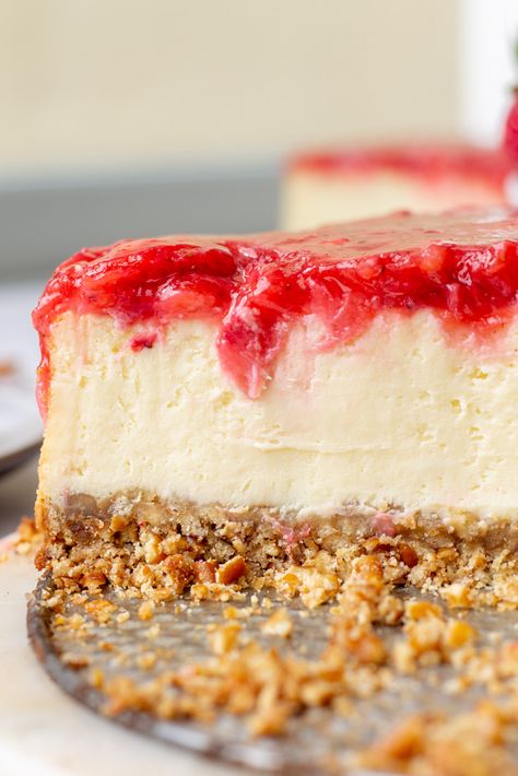 Strawberry Pretzel Cheesecake - Kitchen-by-the-Sea Cheesecake Pretzel Crust, Pretzel Crust Cheesecake, Strawberry Pretzel Cheesecake, Cereal Cheesecake, Summer Cheesecake Recipes, Fresh Strawberry Topping, Pretzel Cheesecake, Summer Pies, Summer Cheesecake