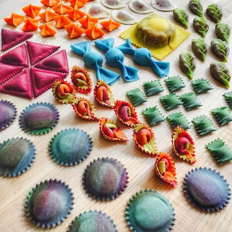 This Rainbow Pasta Instagram Feed Will Brighten Your Day | Brit + Co Rainbow Pasta, Fresh Pasta Recipes, Colored Pasta, Pasta Art, No One Asked, Handmade Charlotte, Making Pasta, Rainbow Food, Pasta Dough