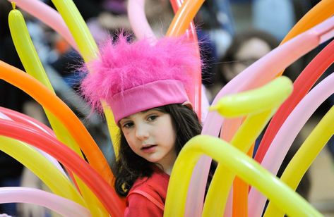 Carlton Elementary School held a vocabulary parade with the theme of Vocabulary Parade Ideas, Vocabulary Parade, School Vocabulary, Creative Commons, Raising Kids, Elementary School, Elementary Schools, Vocabulary, Photo Gallery