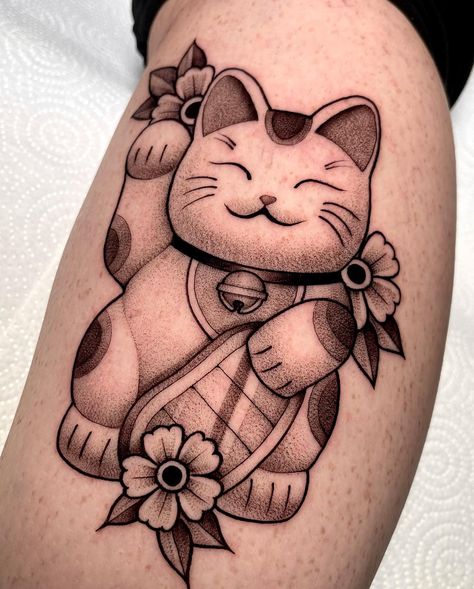 Lucky Kitty Tattoo, Tattooed Cat Tattoo, Cute Lucky Cat Tattoo, Chinese Lucky Cat Drawing, Japanese Cat Tattoo Sleeve, Lucky Cat Design, Lucky Tattoo Design, Lucky Cat Tattoo Design, Money Cat Tattoo