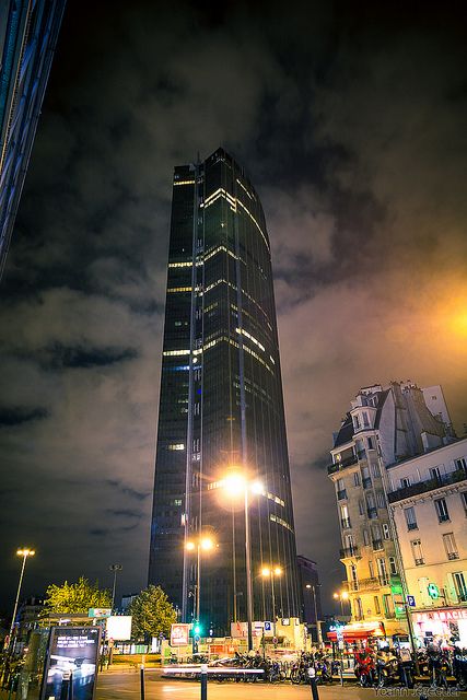 Montparnasse Paris, Paris Architecture, Paris Luxury, Parisian Life, Paris Tours, Amazing Buildings, Paris Photography, Paris Love, Luxury Rentals