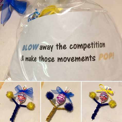 Blow Pop cheerleader treats for competition Cheer Blow Pops, Cheerleader Blow Pops, Blow Pop Cheerleader, Cheerleading Snacks, Cute Cheer Gifts, Cheer Spirit Sticks, Cheerleading Ideas, Cheerleading Party, Blow Pop