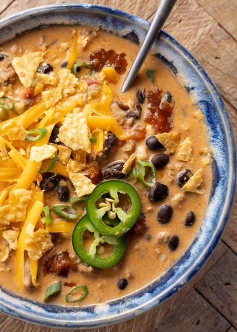 Creamy Taco Soup Creamy Taco Soup, Easy Soup Recipe, College Recipes, Italian Soup Recipes, Burger Recipes Beef, Work Recipes, Keto Burger, Protein Recipe, Taco Soup Recipe