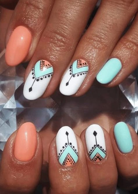 Cowboy Nail Designs, Southwestern Nail Designs, Simple Country Nails, Zodiac Nails Designs, Wild Flower Nails, Boho Western Nails, Country Nail Designs, Aztec Nail Designs, Western Nail Art