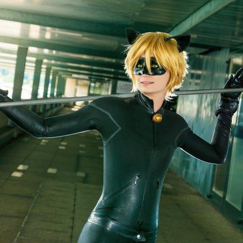 Handmade Chat Noir Cosplay Costume from Miraculous Ladybug. Costume includes suit, mask, ears, belt and neck piece. Material: latex, pvc, PU leather. $1072 Cosplay Studio, Miraculous Ladybug Chat Noir, Miraculous Ladybug Costume, Ladybug Costume, My Hero Academia Cosplay, Adrien Agreste, Neck Piece, Cat Noir, Miraculous Ladybug