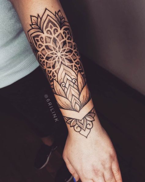 6ɾιʅιɳƙ on Instagram: “Tattoo of the day 🙏. #tatouage #tattoo #avignon #avignontattoo #lepointdencrageavignon #lotus #mandala #mandalatattoo #dot #dotwork #ink…” Dotwork Tattoo Mandala Dots, Dotwork Mandala, Mandala Sleeve Tattoo Women, Tattoo Brazo Mujer, Mandala Arm Tattoos, Lotus Mandala Tattoo, Mandala Sleeve, Dotwork Tattoo Mandala, Mandala Tattoo Sleeve