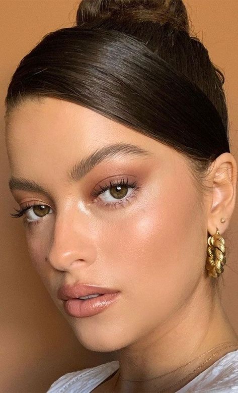 Neutral Makeup Ideas, Brown Makeup Looks, Neutral Makeup Look, Natural Glam Makeup, Wedding Makeup For Brown Eyes, Soft Makeup Looks, Work Makeup, Neutral Makeup, Wedding Makeup Looks