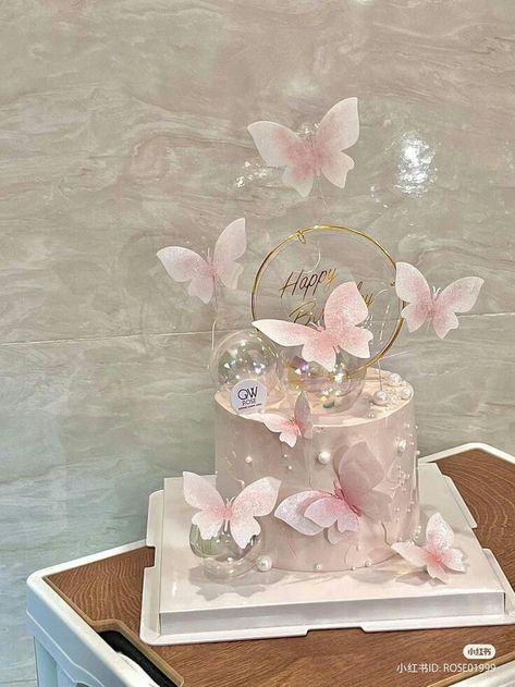 Pastel Birthday Decor, Chanel Birthday Cake, Dinara Kasko, Birthday Cake Roses, 14th Birthday Cakes, Birthday Decorations At Home, Vintage Birthday Cakes, Birthday Cake Decorating Ideas, Fruity Cake