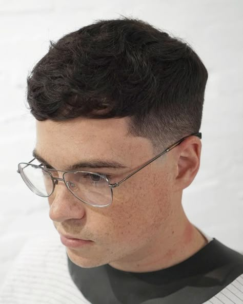 Wavy Hair Overnight, 90s Hair, Crop Haircut, Short Curly Hairstyles, Wavy Hair Men, Faded Hair, Mens Haircuts Fade, Hair Styles 2017, Popular Haircuts