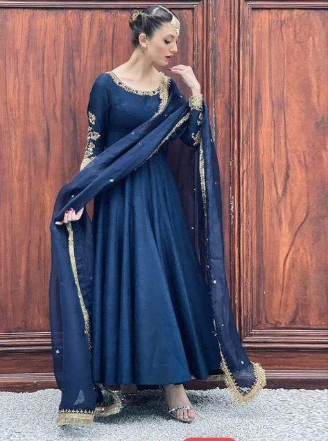 Wedding Guest Outfit Indian, Faiza Saqlain, Shadi Dress, Outfit Indian, Dress Pakistani, Pakistani Fashion Party Wear, Pakistani Dresses Casual, Beautiful Pakistani Dresses, Casual Party Dresses