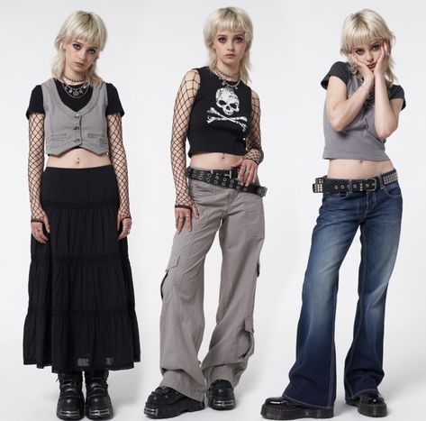 Y2k Fashion Models, Alternative Japanese Fashion, Early 2000s Alt Fashion, 2000 Japanese Fashion, Grunge 2000s Outfits, Punk Fairy, Peony Aesthetic, 2000s Japanese Fashion, Minga London