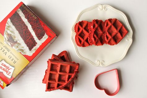 1 cup flour 1½ cup red velvet cake mix (I used Duncan Hines) 1 cup milk ¼ cup oil 2 eggs  1.	Preheat waffle iron. 2.	Add all ingredients to your mixing bowl. 3.	Mix for 2 minutes. Batter will have a few lumps. 4.	Using �½ measuring cup pour mixture into waffle iron. 5.	Cook according to waffle iron directions. Mine Belgium Waffle iron takes 3 minutes to cook waffles. Red Velvet Breakfast, Waffle Cake Mix Recipe, Red Velvet Waffles Easy, Red Velvet Waffles Recipe Cake Mixes, Red Velvet Waffles Recipe, Red Velvet Cake Mix Recipes, Waffle Creations, Cake Batter Waffles, Cake Mix Waffles