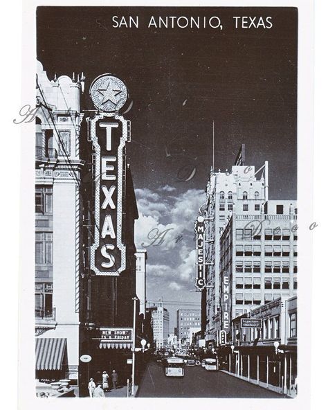 Photography Essentials, Black And White City, Texas History, Images Vintage, San Antonio Texas, City Photography, Photo Postcards, Bw Photo, Black And White Photographs