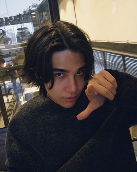 Jeff Satur Boyfriend Material, Cast Aesthetic, Kinnporsche Cast, Lee Jae-wook, Dc Icons, Jeff Satur, Lovely Creatures, Gay Love, Attractive People