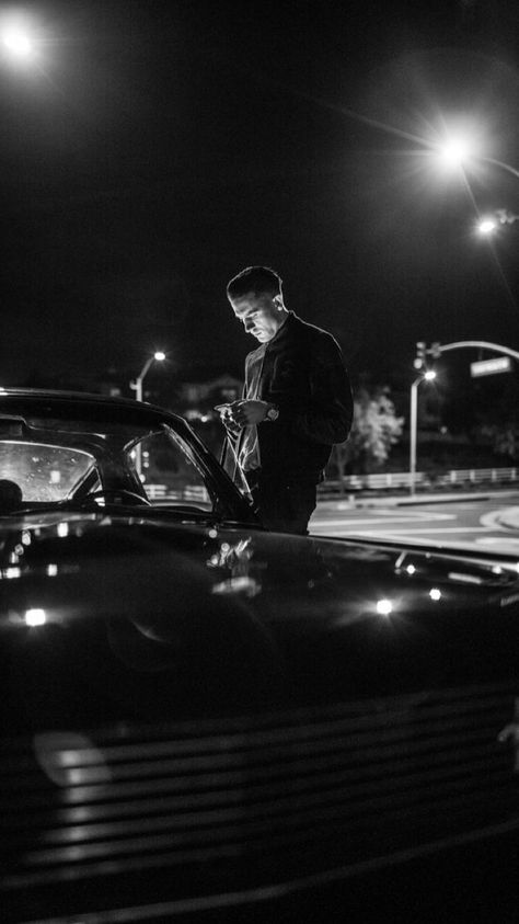 G Eazy Style, Couple Cuddle In Bed, Halsey Hair, The Beautiful And Damned, Portrait Photography Men, G Eazy, Men Photography, Bebe Rexha, Baby G