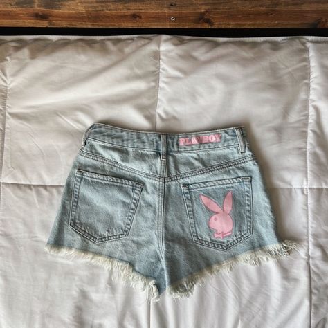 womens playboy x pacsun denim shorts Jean Shorts Aesthetic, Playboy Clothes, Png Clothes, Hi Fashion, 2000s Outfits, Dr Closet, Curvy Girl Fashion, Denim Shorts Women, Teenage Fashion Outfits