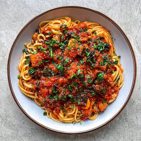 Aubergine & Tomato Pasta - Zena's Kitchen