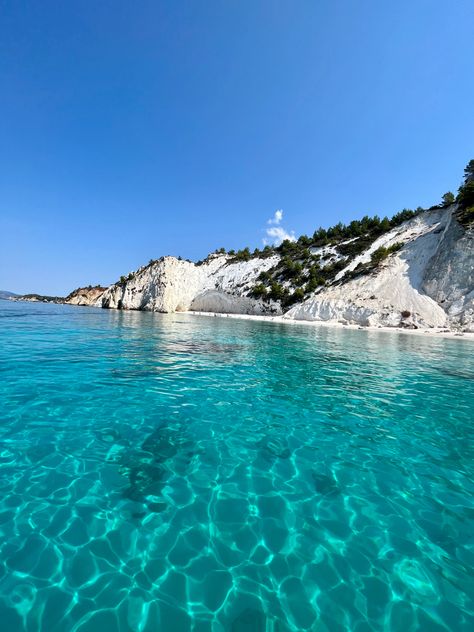 One of the most beautiful beaches in Kefalonia, Greece. You can arrive in this paradise just by boat. Enjoy your trip!🇬🇷 White Rocks, Kefalonia Greece, Greece, Collage, Pins, White