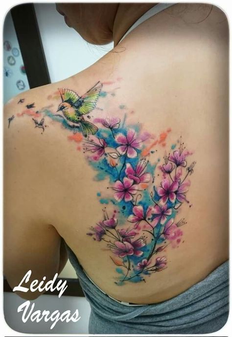 Bird Tattoo Wrist, Tattoo Diy, Tattoo Zeichnungen, Cat Tattoos, Tatuaje A Color, Tiny Tattoo, Blossom Tattoo, Hummingbird Tattoo, Floral Tattoo Design