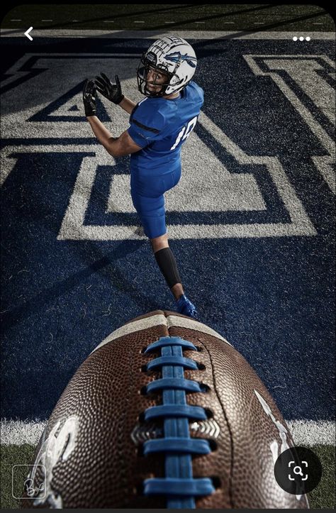 Graduation Pictures For Guys, College Graduation Pictures For Guys, Senior Football Photography, Baseball Poses, Football Senior Pictures, Sports Photography Tips, Senior Photos Boys, Football Poses, Senior Football