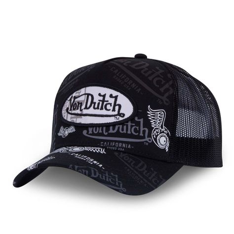 La Casquette Von Dutch Graffiti Est Une Ode À L'expression Urbaine, Affichant Un Patch Von Dutch Audacieux Et Un Imprimé Graffiti Avant-gardiste. Avec Son Tour De Tête Ajustable De 55,5 Cm À 60 Cm Et Son Snapback Tout Noir, Elle S'adapte Parfaitement À Tous. La Visière Noire, Agrémentée De L'imprimé Von Dutch, Apporte Une Touche D'originalité, Tandis Que Le Filet Noir Assure Une Excellente Ventilation. La Bande De Protection Anti-transpirante À L'intérieur Promet Un Port Agréable, Faisant De Cette Casquette Un Must-have Pour Les Amateurs D'art De Rue Et De Mode. Von Dutch Continue De Repousser Les Limites De La Mode Avec Des Créations Uniques Qui Célèbrent L'individualité. Notre Collection Pour Femme Comprend Des Robes Séduisantes, Chemises Fluides, Vestes Élégantes, Sweats Douillets, Casq Casquette Von Dutch, Von Dutch, D Art, Women Wear, Hats, How To Wear