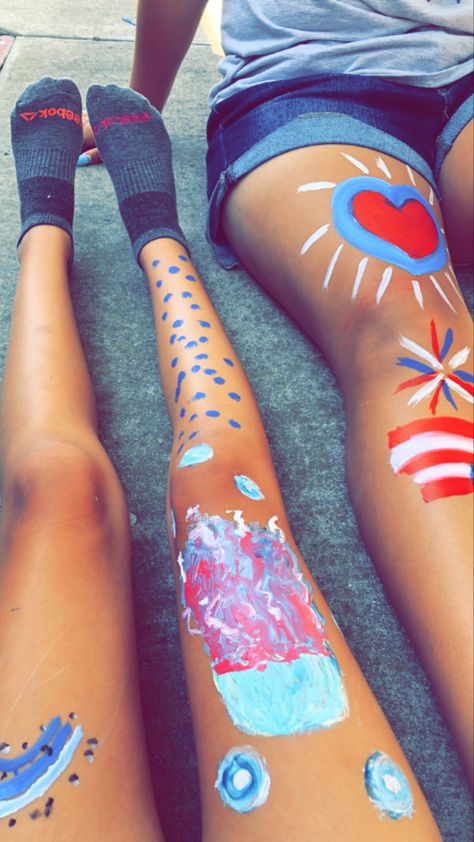 4th Of July Leg Paint, 4th Of July Pics, Cute Leg, July Makeup, 4th Of July Makeup, Leg Art, Leg Painting, Forth Of July, Body Drawing