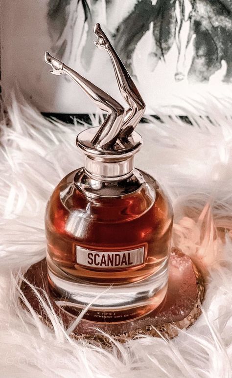 Scandal Perfume, Spring Fragrances, Perfume Bottle Design, Perfume Photography, Fragrances Perfume Woman, Perfume Collection Fragrance, Celebrity Perfume, Perfume Scents, Perfume Lover