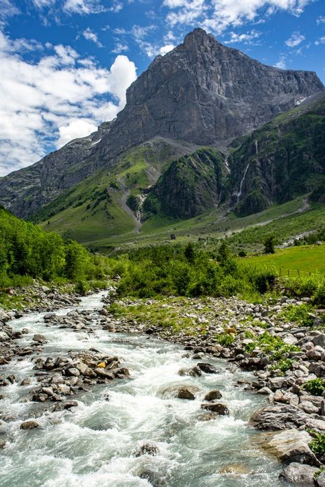 Chess Pottery, Nature Scenes Landscapes, Mountains Images, Engelberg Switzerland, Mountains And River, Nature Landscape Pictures, Montana Landscape, Switzerland Mountains, Nice Life