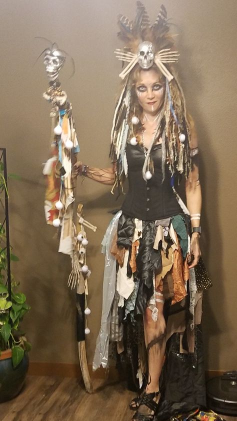 My year 1 Voodoo Priestess costume!!! Voodoo Princess Costume, Swamp Witch Costume Diy, Western Witch Costume, Swamp Lady Costume, Female Voodoo Priestess, Epic Witch Costume, Bayou Witch Costume, Swamp Voodoo Halloween Decorations, Diy Witch Doctor Costume Women