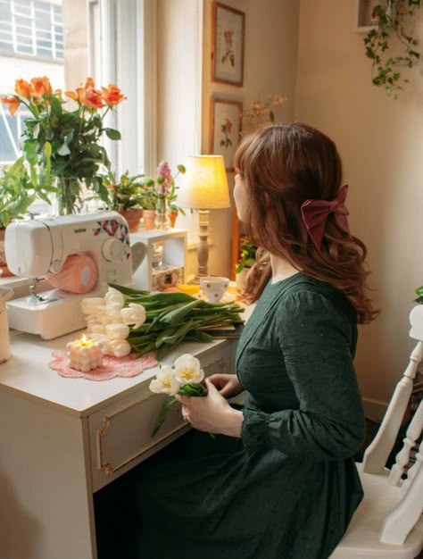 Bows In Hair, Sewing Photography, Cottagecore Living, Simple Cottage, Small Apartment Interior, Shy Girls, Fashion Photography Poses, Classy Aesthetic, Aesthetic People