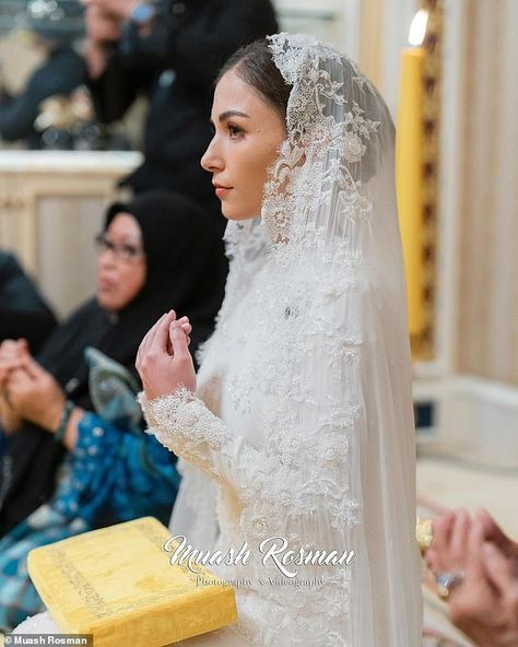 Prince Abdul Mateen, Most Eligible Bachelor, Lace Trimmed Veil, Abdul Mateen, White Lace Gown, Nikah Dress, Royal Wedding Dress, Royal Tiaras, Applique Wedding Dress