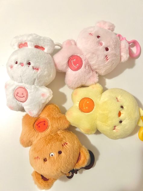 Cute Plushie Keychains, Abc Embroidery, Pink Wallpaper Ipad, Gift Inspo, Kawaii Plushies, Cute Stuffed Animals, Cute Little Drawings, Cute Toys, Cute Plush