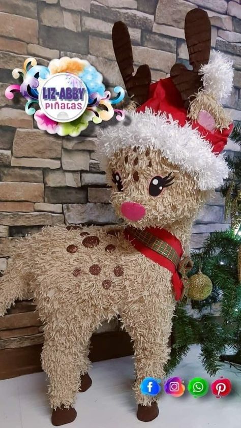 Christmas Piñatas, Kitten Birthday Party, Birthday Pinata, Fancy Christmas Ornaments, Horse Birthday Parties, Piñata Ideas, Christmas Treat Bags, Kitten Birthday, Diy Pinata